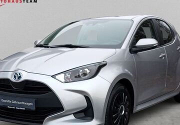 Toyota Yaris 47.335 km 18.460 &euro; Pirna 01796