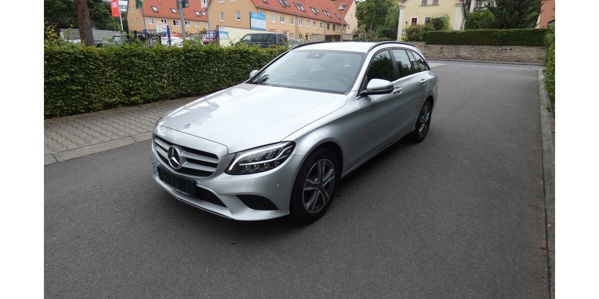 Mercedes-Benz C 180 53.100 km 23.200 &euro; Dresden 01157