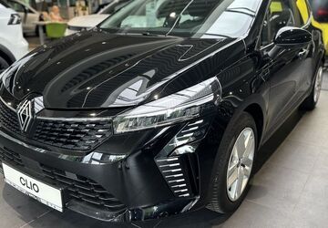 Renault Clio 1.447 km 19.690 &euro; Dresden 01257