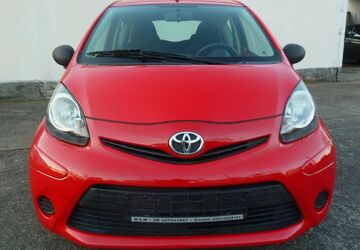 Toyota Aygo (X) 92.000 km 2.999 &euro; Dresden 01259