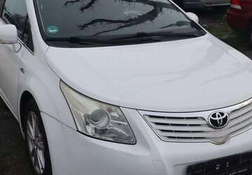 Toyota Avensis 290.000 km 3.500 &euro; Dresden 01237
