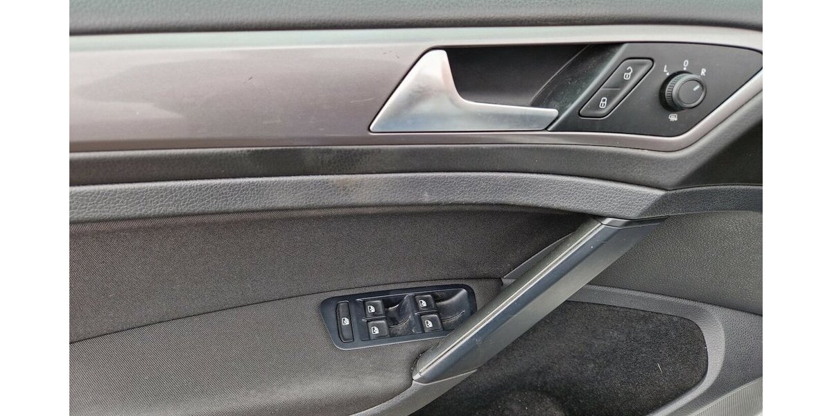 VW Golf Variant 1.6 TDI BMT 245.229 km 5.900 &euro; Wilsdruff 01723