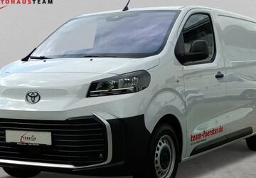 Toyota Proace (Verso) 8.500 km 30.490 &euro; Pirna 01796