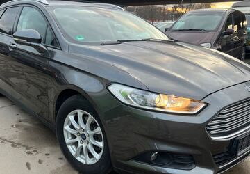 Ford Mondeo 42.587 km 12.700 &euro; Pirna 01796