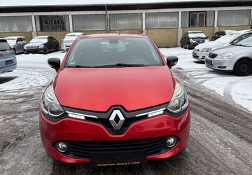 Renault Clio 148.224 km 4.750 &euro; Dresden 01159