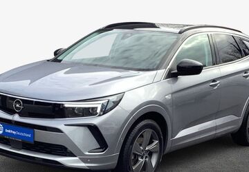 Opel Grandland (X) 38.895 km 19.940 &euro; Dresden 01159