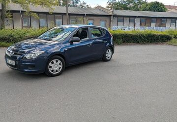 Hyundai i30 28.354 km 5.999 &euro; Dresden 01127