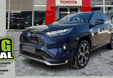 Toyota RAV 4 29.748 km 48.990 &euro; Dresden 01139