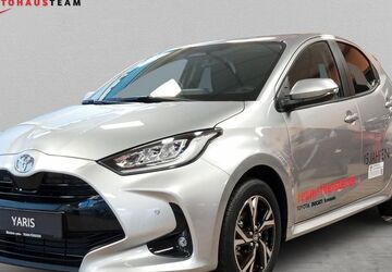 Toyota Yaris 2.500 km 25.380 &euro; Pirna 01796