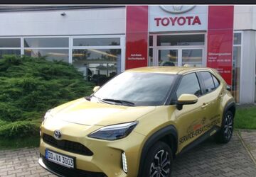 Toyota Yaris Cross 17.050 km 23.790 &euro; Dresden 01259