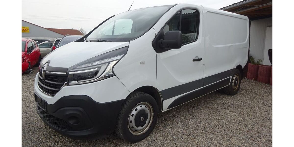 Renault Trafic 241.476 km 7.500 &euro; Dresden 01219