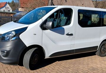 Opel Vivaro 162.000 km 14.499 &euro; Bahretal 01819