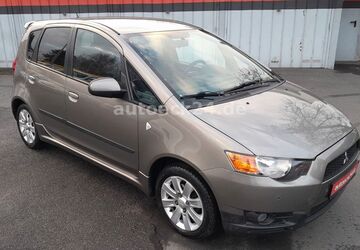 Mitsubishi Colt 109.600 km 6.195 &euro; Dresden 01279