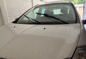 Renault Clio 107.000 km 3.250 &euro; Dresden 01328