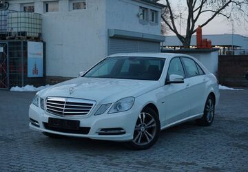 Mercedes-Benz E 200 197.050 km 7.300 &euro; Dresden 01067