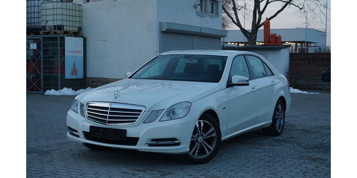 Mercedes-Benz E 200 197.050 km 7.300 &euro; Dresden 01067