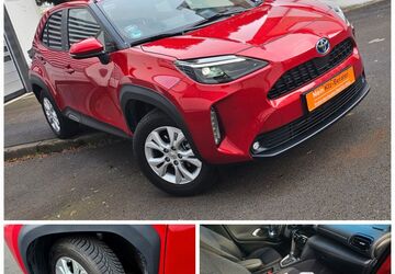 Toyota Yaris 32.777 km 23.950 &euro; Dresden 01326