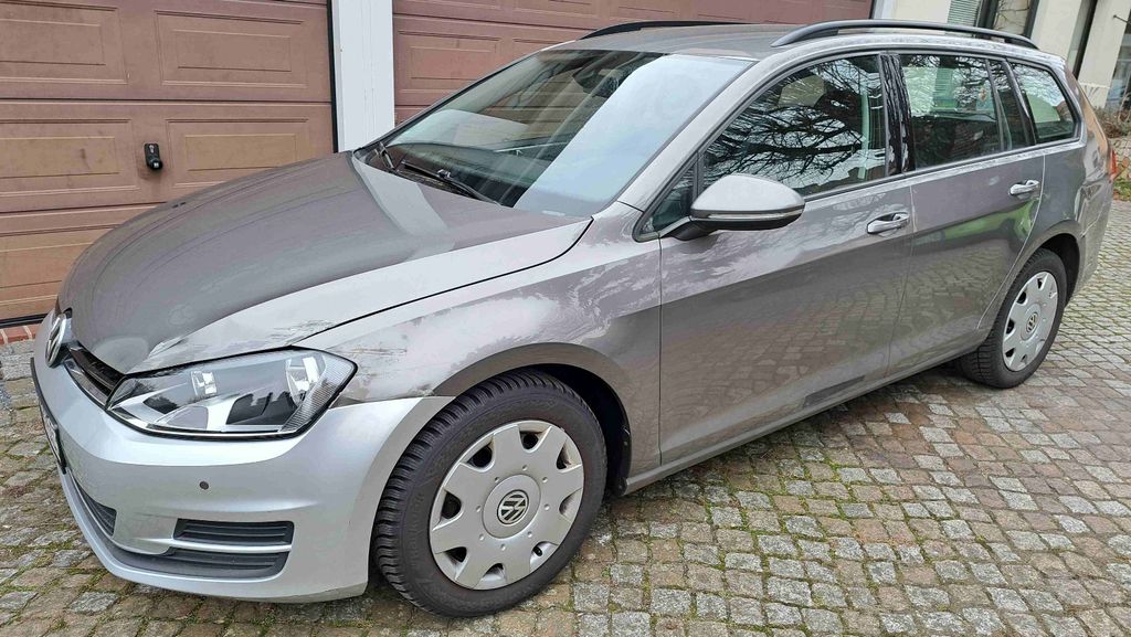 VW Golf 370.000 km 6.500 &euro; Radeburg 01471