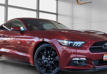 Ford Mustang 59.876 km 31.990 &euro; Dresden 01257