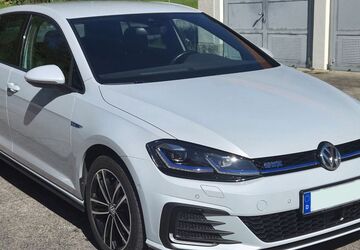 VW Golf 129.000 km 17.200 &euro; Dresden 01109