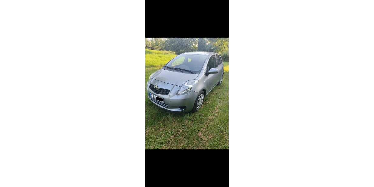 Toyota Yaris 95.450 km 4.250 &euro; Stolpen 01833