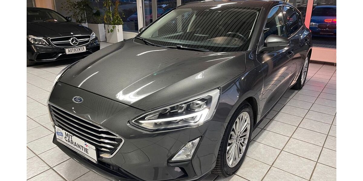 Ford Focus 67.110 km 14.999 &euro; Kesselsdorf 01723