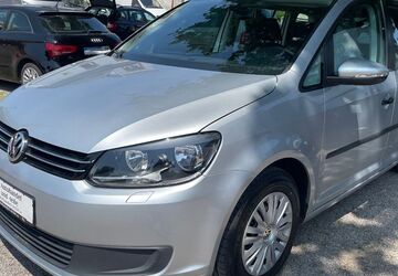 VW Touran 200.000 km 7.799 &euro; Radebeul 01445
