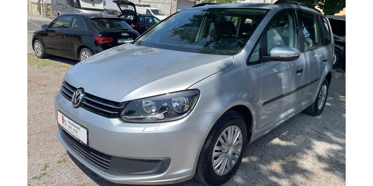 VW Touran 200.000 km 7.799 &euro; Radebeul 01445
