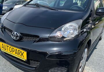 Toyota Aygo (X) 90.500 km 2.500 &euro; Heidenau 01809