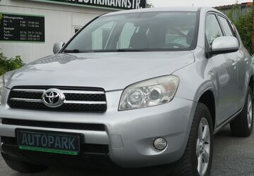 Toyota RAV 4 93.200 km 9.790 &euro; Dresden 01237