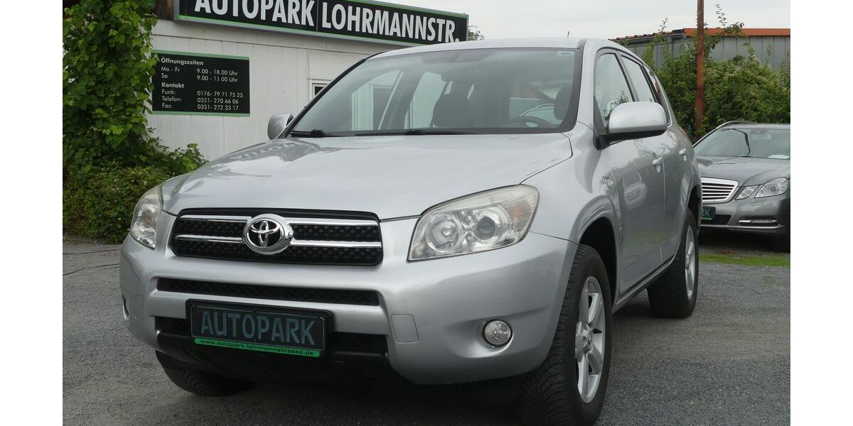Toyota RAV 4 93.200 km 9.790 &euro; Dresden 01237
