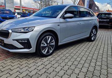 Skoda Scala 8.500 km 25.480 &euro; Radebeul 01445