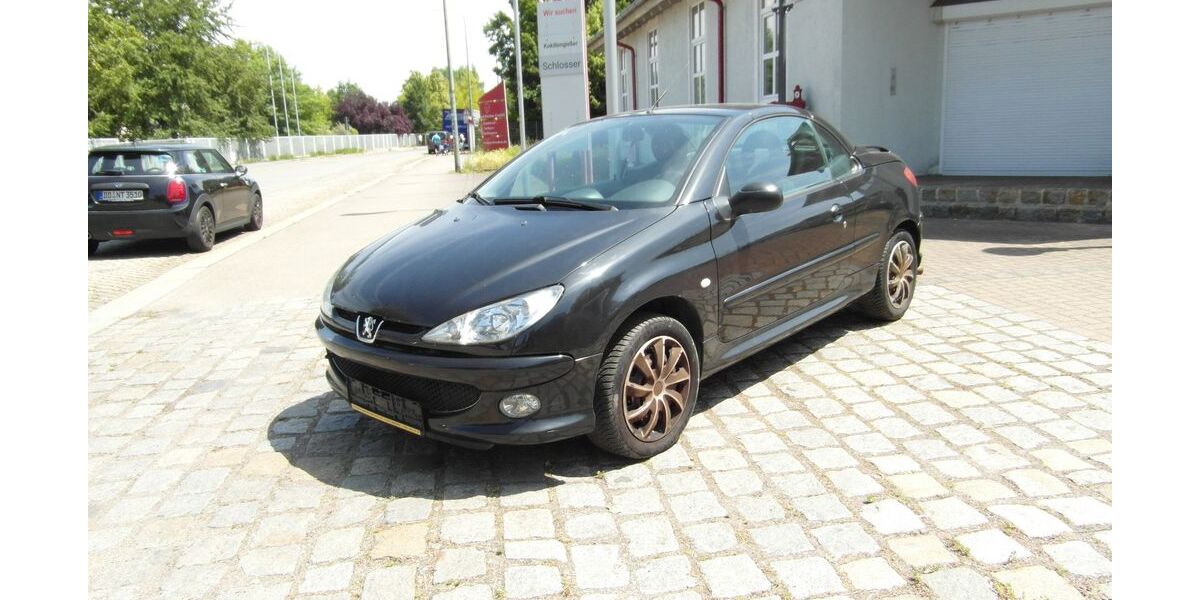 Peugeot 206 124.556 km 900 &euro; Dresden 01237