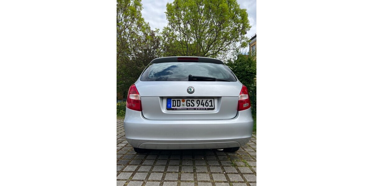 Skoda Fabia Kombi 152.000 km 4.999 &euro; Dresden 01067