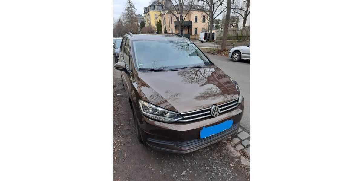 VW Touran 105.000 km 16.200 &euro; Radebeul 01445