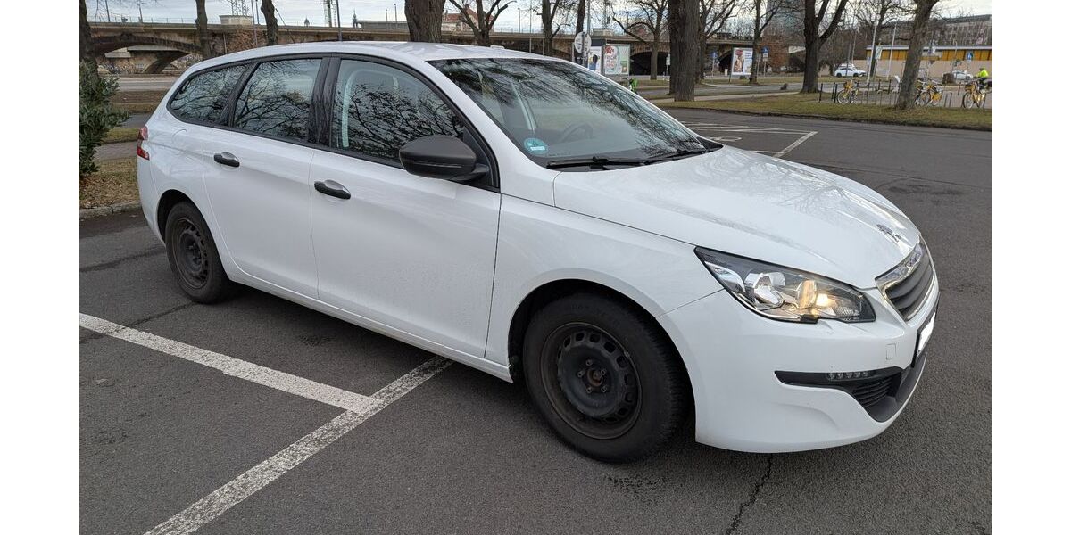 Peugeot 308 125.000 km 5.599 &euro; Grumbach 01723