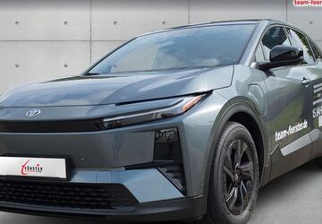 Toyota C-HR 2.500 km 42.685 &euro; Pirna 01796