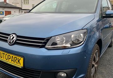 VW Touran 145.800 km 9.990 &euro; Heidenau 01809