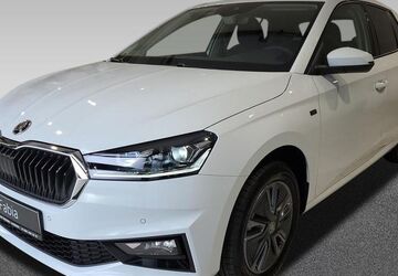 Skoda Fabia 2.500 km 21.900 &euro; Dresden 01067