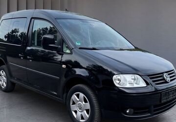 VW Caddy 156.700 km 9.900 &euro; Dresden 01108