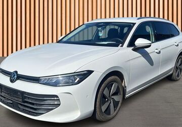 VW Passat Variant 33.725 km 29.880 &euro; Dresden 01328