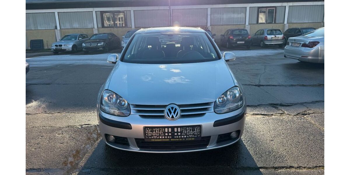VW Golf 96.534 km 5.900 &euro; Dresden 01159