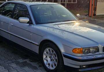 BMW 740 187.000 km 14.600 &euro; Dresden, Stadt 01156