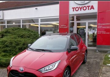 Toyota Yaris 45.500 km 19.690 &euro; Dresden 01259