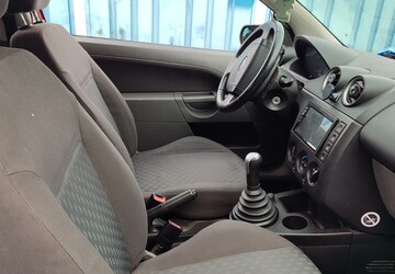 Ford Fiesta 230.000 km 1.500 &euro; Dresden 01067