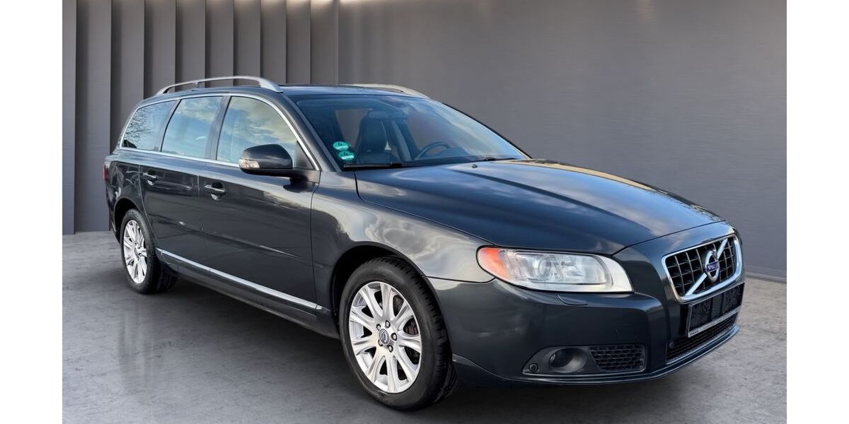 Volvo V70 155.000 km 16.900 &euro; Dresden 01108