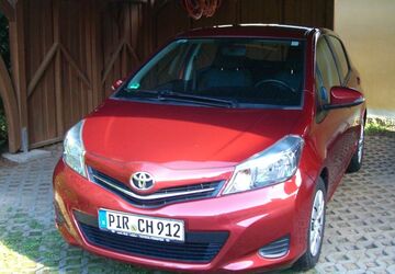 Toyota Yaris 102.000 km 6.800 &euro; Pirna 01796