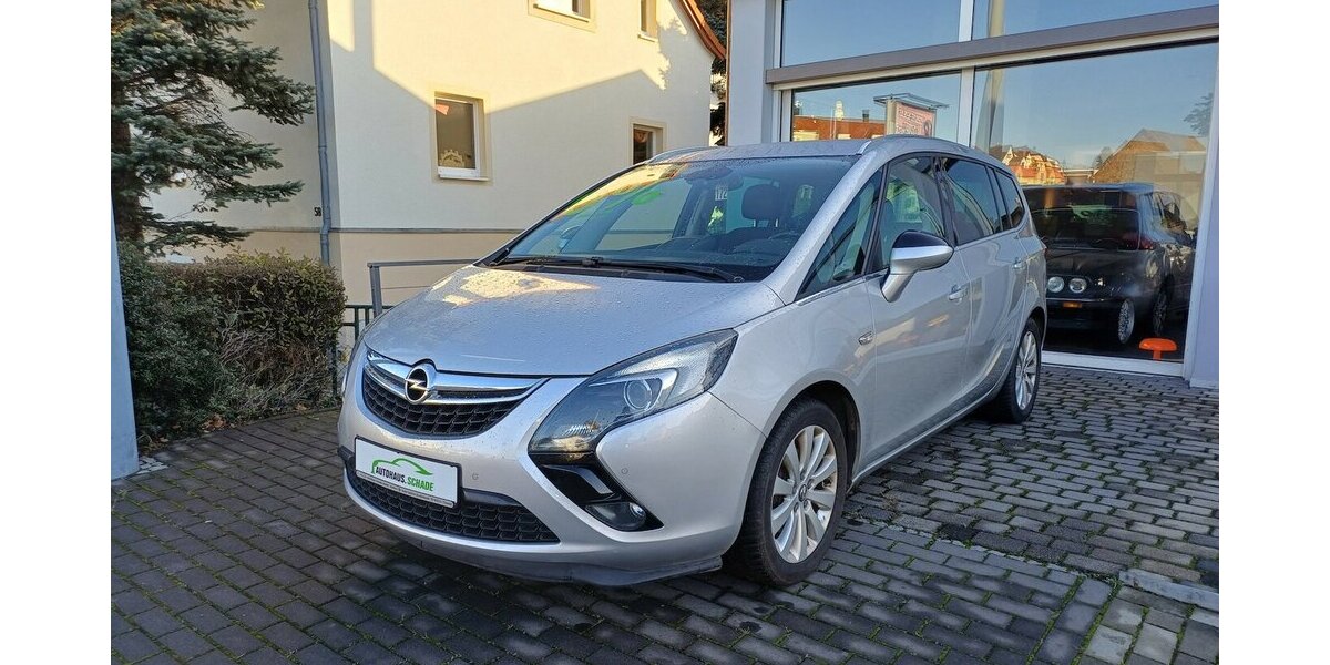 Opel Zafira C Tourer Innovation 225.537 km 6.995 &euro; Meißen 01662
