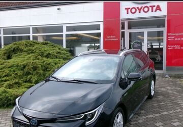 Toyota Corolla 35.750 km 23.490 &euro; Dresden 01259