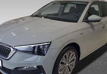 Skoda Scala 36.501 km 18.840 &euro; Dresden 01067
